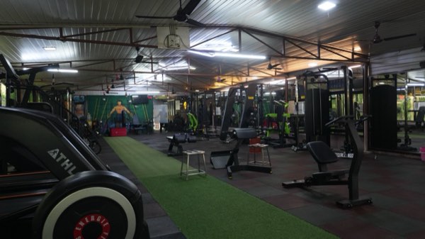 Olympia Gym Godrej Hill: turf lane and strength stations